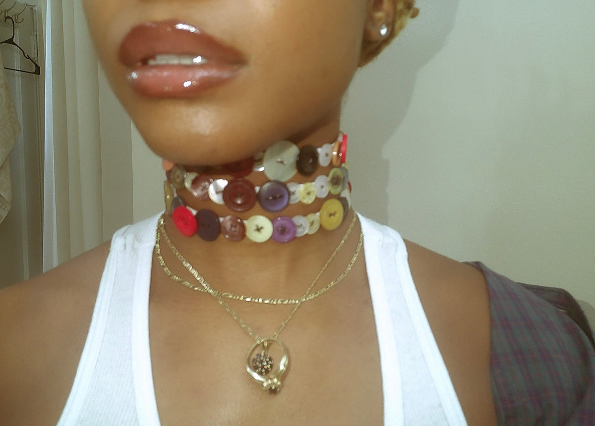 Button Choker